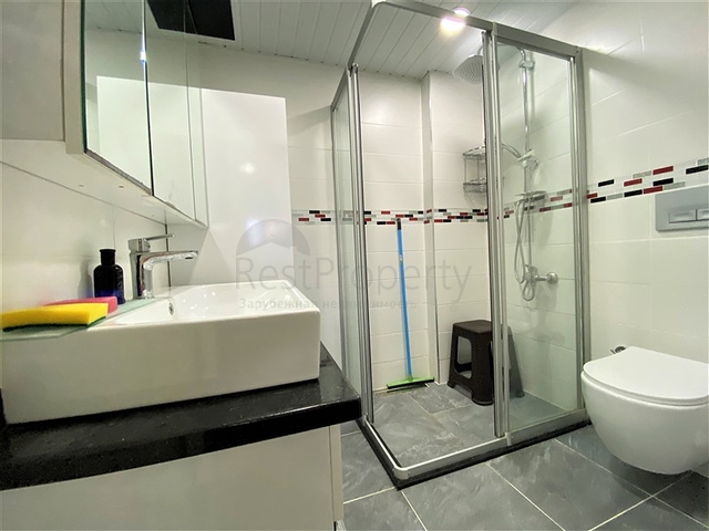 شقة فسيحة 2 + 1 على بعد 300 متر من البحر في منطقة أوبا