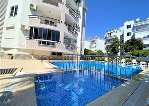 شقة فسيحة 2 + 1 على بعد 300 متر من البحر في منطقة أوبا