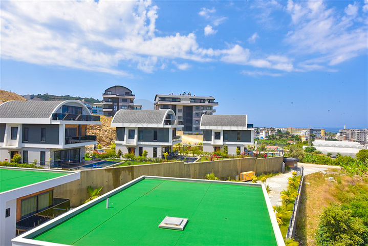 فيلا 4+1 بتصميم عصري في منطقة كارجيجاك الخلابة