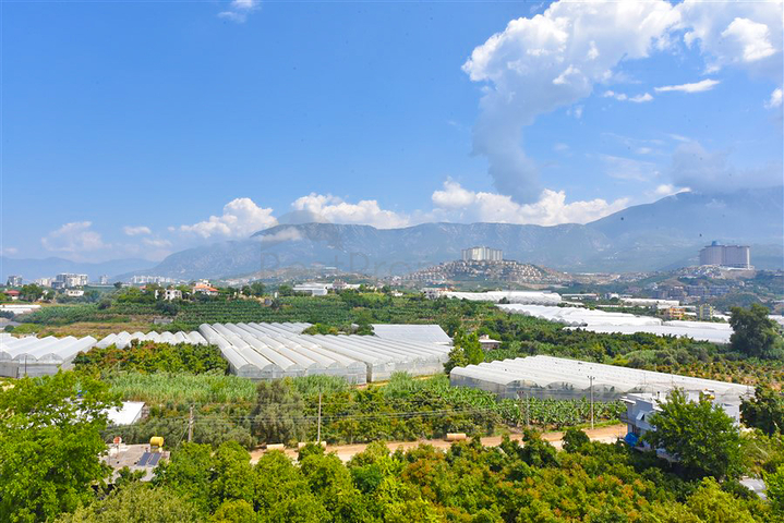 فيلا 4+1 بتصميم عصري في منطقة كارجيجاك الخلابة