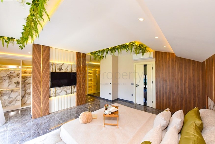 فيلا 4+1 بتصميم عصري في منطقة كارجيجاك الخلابة