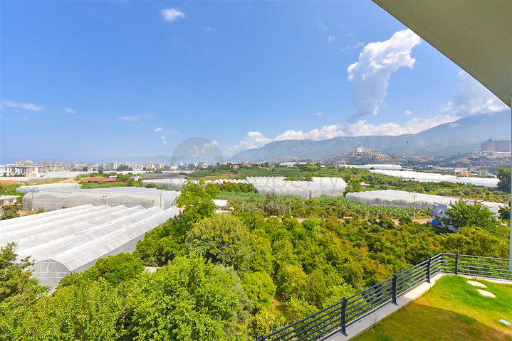 فيلا 4+1 بتصميم عصري في منطقة كارجيجاك الخلابة