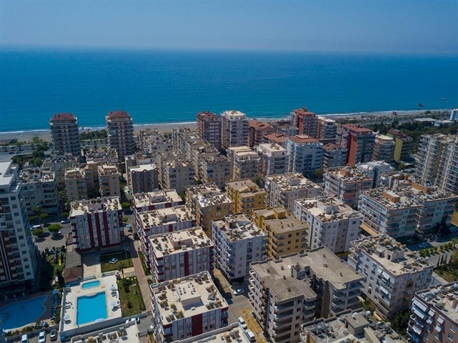 شقة 1+1 على بعد 150 متر فقط من البحر في منطقة محمودلار