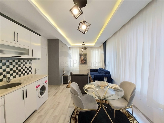 شقة 1+1 على بعد 150 متر فقط من البحر في منطقة محمودلار