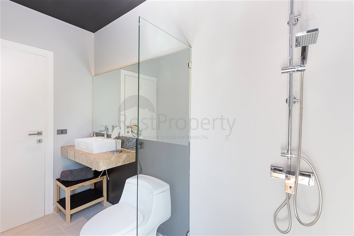 فيلات وشقق فاخرة في منطقة النخبة بانغ تاو