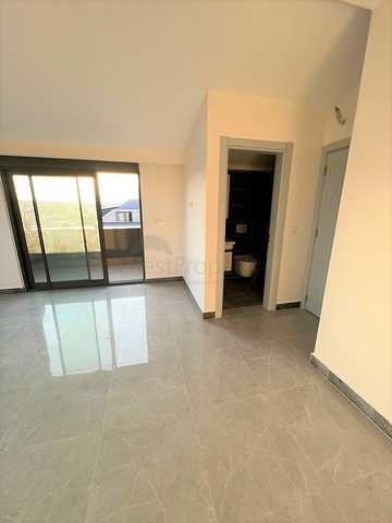 بنتهاوس 2+1 في مجمع به بنية تحتية في منطقة أوبا بنتهاوس 2+1 في مجمع به بنية تحتية في منطقة أوبا