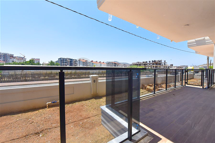 شقة 2 + 1 في منطقة مفتوحة لتسجيل تصريح إقامة غازي باشا