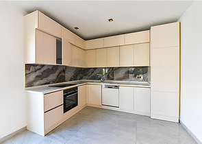 شقة 2 + 1 في وسط ألانيا