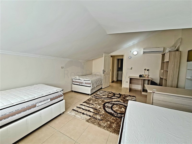 بنتهاوس واسع 3 + 1 مع مطبخ منفصل في منطقة النخبة في أوبا