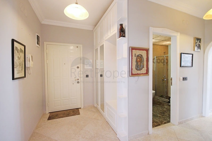 شقة فسيحة 2 + 1 في منطقة مفتوحة للحصول على تصريح إقامة توسمور