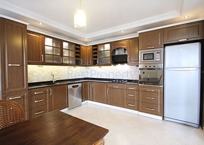 شقة فسيحة 2 + 1 في منطقة مفتوحة للحصول على تصريح إقامة توسمور