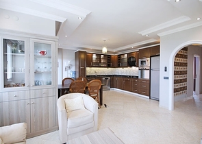 شقة فسيحة 2 + 1 في منطقة مفتوحة للحصول على تصريح إقامة توسمور