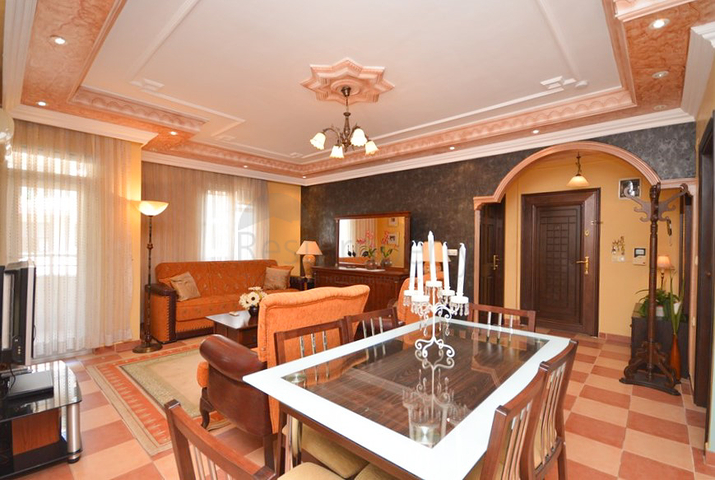 شقة 2+1 في وسط ألانيا