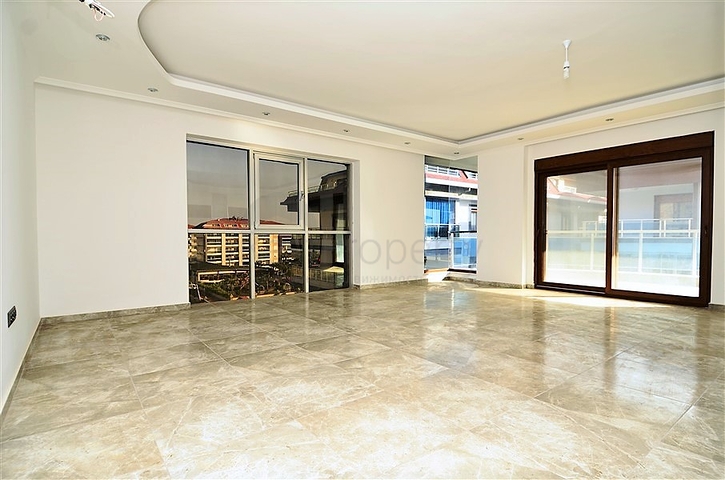 شقق باطلالات مميزة في كيستيل على البحر مباشرة