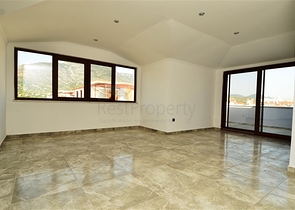 شقق باطلالات مميزة في كيستيل على البحر مباشرة