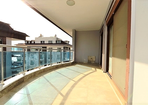 شقق باطلالات مميزة في كيستيل على البحر مباشرة