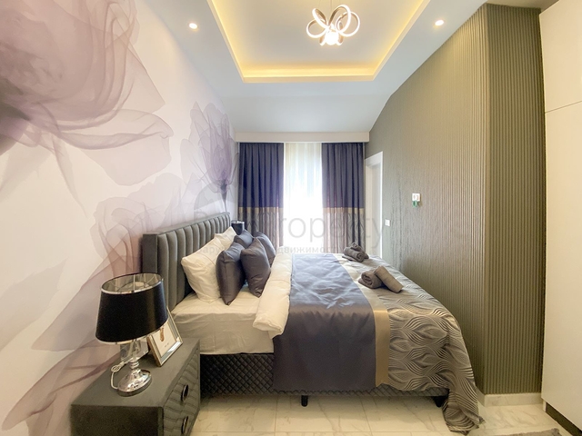 مصمم تم تجديده 3 + 1 شقة من المالك في منطقة محمودلار