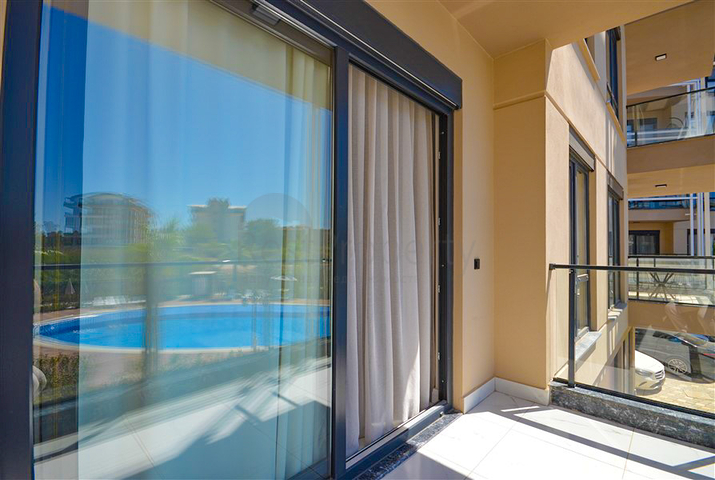 شقة مفروشة 1 + 1 في أوبا