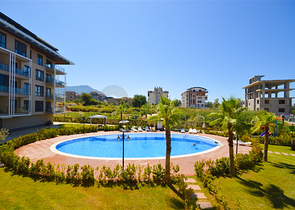 شقة مفروشة 1 + 1 في أوبا