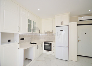 شقة مفروشة 1 + 1 في أوبا