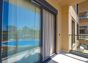 شقة مفروشة 1 + 1 في أوبا