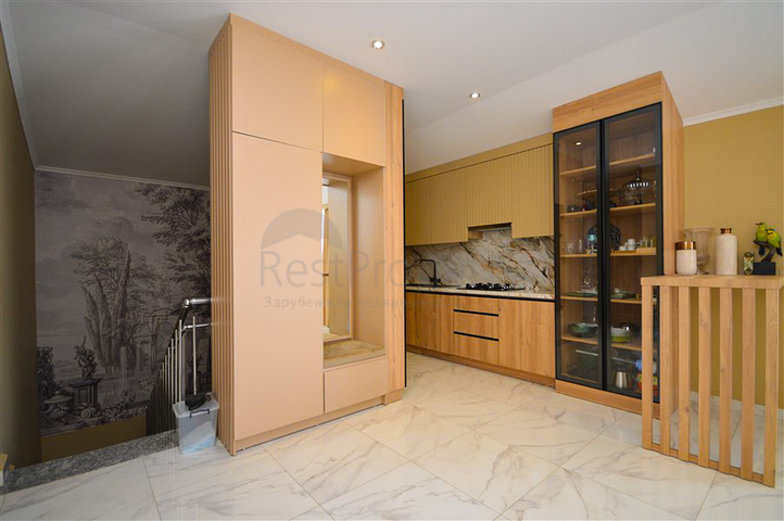 شقة مثالية 4 + 1 مع بنية تحتية ممتازة ، في منطقة كيستيل