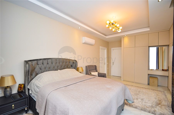 شقة مثالية 4 + 1 مع بنية تحتية ممتازة ، في منطقة كيستيل