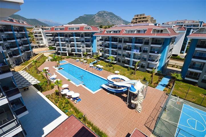 شقة مثالية 4 + 1 مع بنية تحتية ممتازة ، في منطقة كيستيل