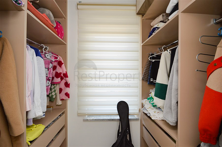 شقة مثالية 4 + 1 مع بنية تحتية ممتازة ، في منطقة كيستيل