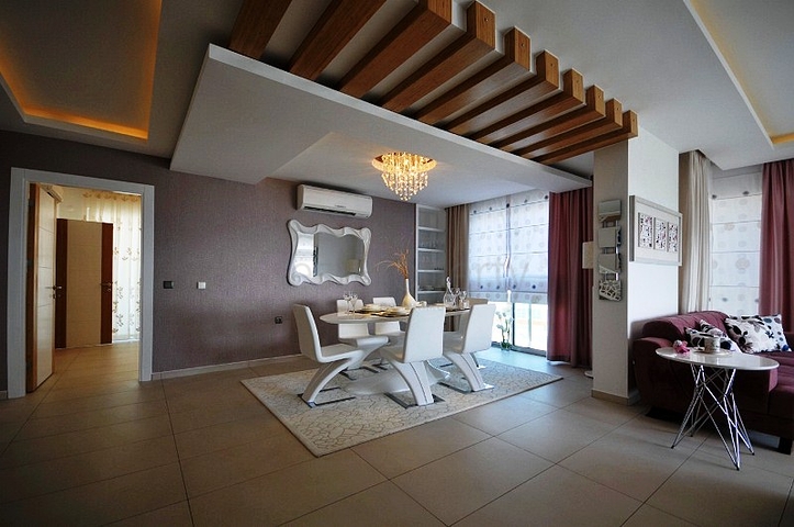 بنتهاوس للبيع في كاستيل/ألانيا