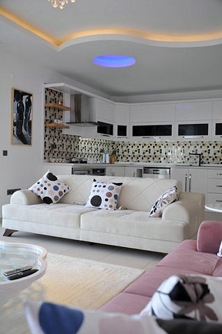 بنتهاوس للبيع في كاستيل/ألانيا