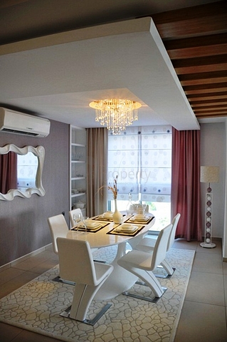 بنتهاوس للبيع في كاستيل/ألانيا