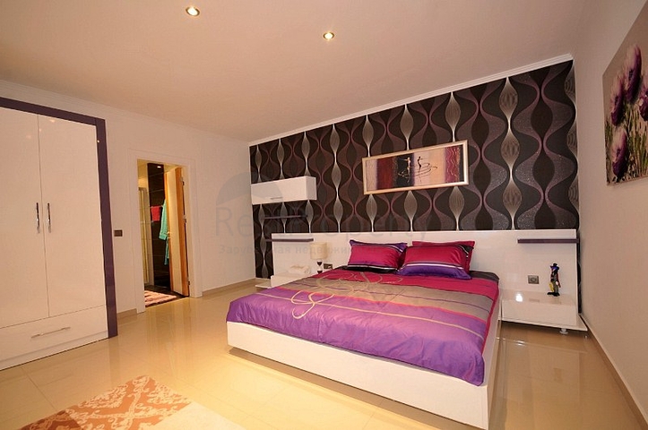 بنتهاوس للبيع في كاستيل/ألانيا