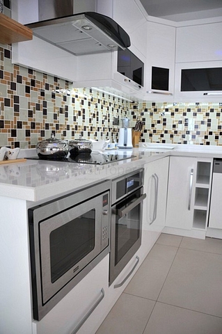 بنتهاوس للبيع في كاستيل/ألانيا