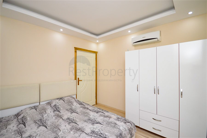 فيلا في سيتا 4 + 1 مع حديقة صغيرة وإطلالات على البحر والجبل في منطقة كارجيجاك الخلابة