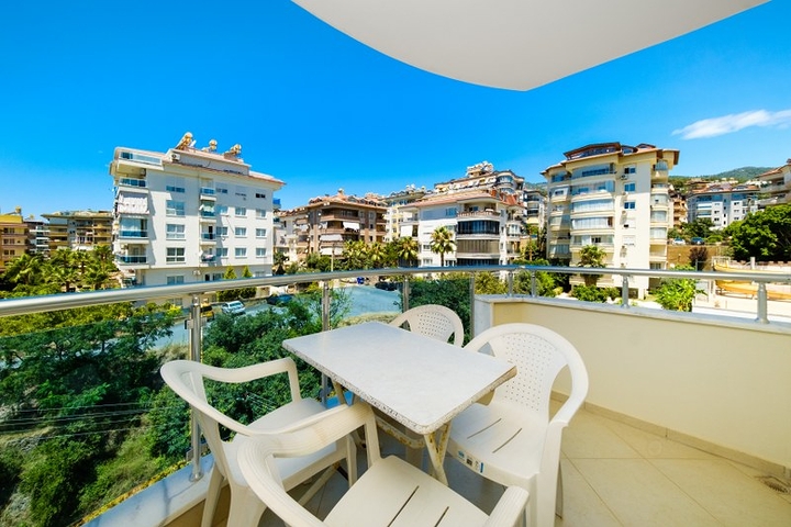 شقة 2+1 في منطقة سيكشيلي مع شرفة واسعة