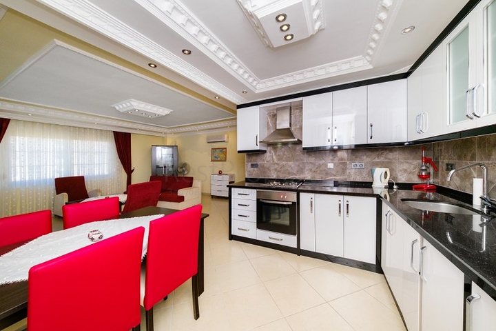 شقة 2+1 في منطقة سيكشيلي مع شرفة واسعة