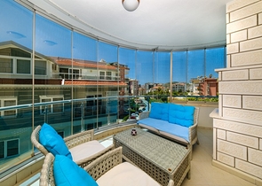 شقة 2+1 في منطقة سيكشيلي مع شرفة واسعة