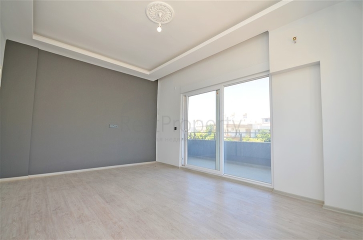 شقة 2+1 مع مطبخ منفصل في منطقة دميرتاش