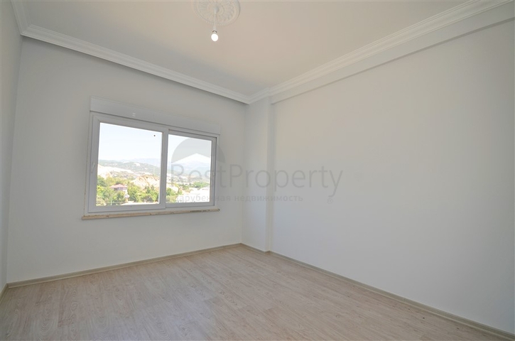 شقة 2+1 مع مطبخ منفصل في منطقة دميرتاش