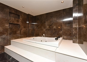 شقة 1+1 في مجمع فاخر على مسافة قريبة من البحر