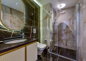 شقة 1+1 في مجمع فاخر على مسافة قريبة من البحر