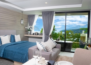 عمارات حديثة مع مناظر خلابة لبحر أندامان