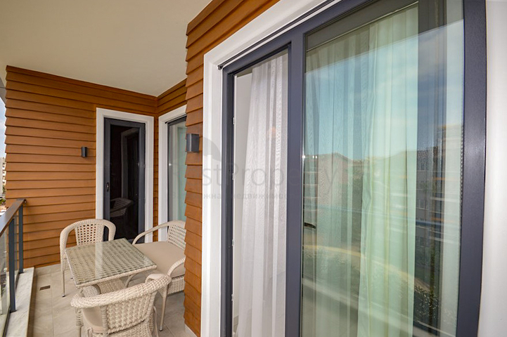 بنتهاوس 2+1 بإطلالة جميلة في منطقة شاطئ كليوباترا للإيجار