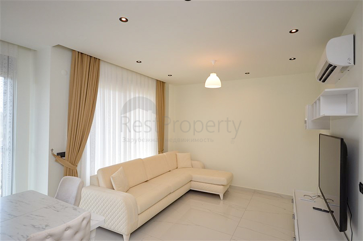 بنتهاوس 2+1 بإطلالة جميلة في منطقة شاطئ كليوباترا للإيجار