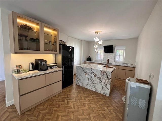 فيلا للحصول على الجنسية في منطقة كستل