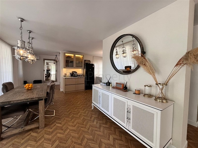 فيلا للحصول على الجنسية في منطقة كستل