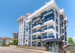 شقة 1+1 في مجمع جديد في محمودلار