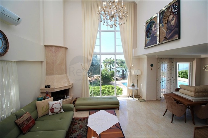 فيلا مفروشة منفصلة 4 + 1 في منطقة تيبي