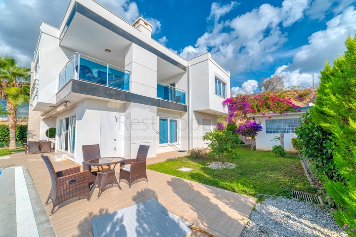 فيلا خاصة 4+1 مع إطلالات بانورامية في منطقة كارجيجاك